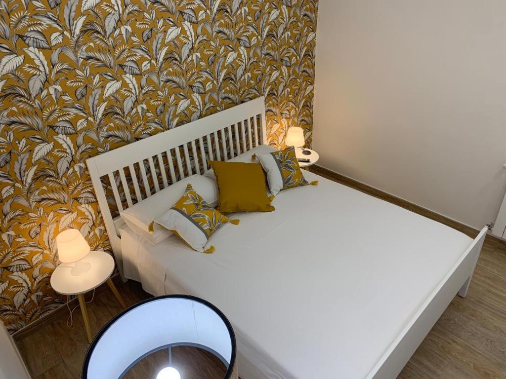 Donna Luisa-Catania Charming Apartment Exterior photo